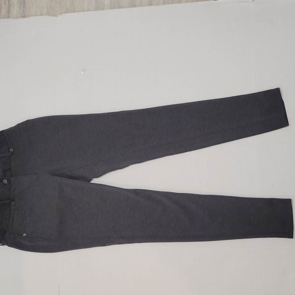 New Yok and Company Skinny Pants/ Soft leggings size 2